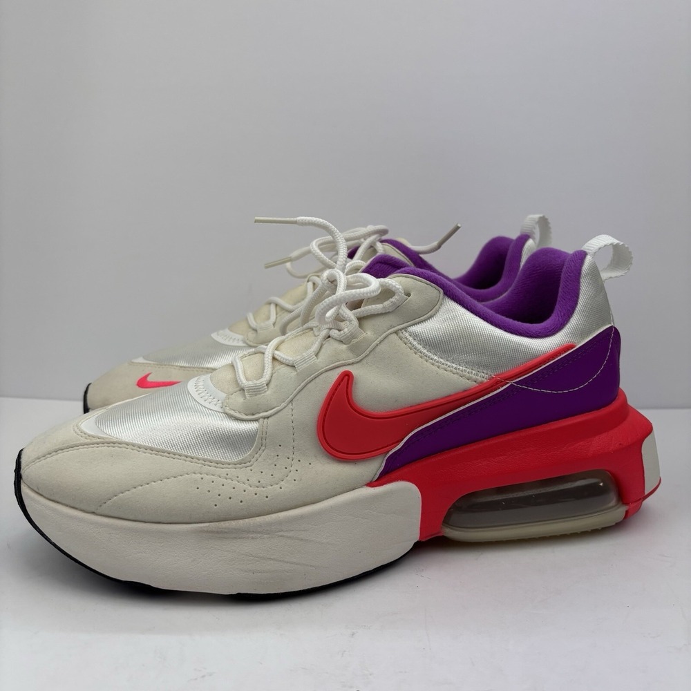 Womens Nike Air Max VeronaVerona White Crimson Purple Size 12 Gym Running Train